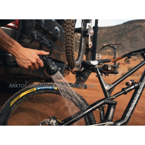 Pressurized Roof Rack Water Tank / 30 litre / Camping, Road trip travel / Plastic Water Storage tank.